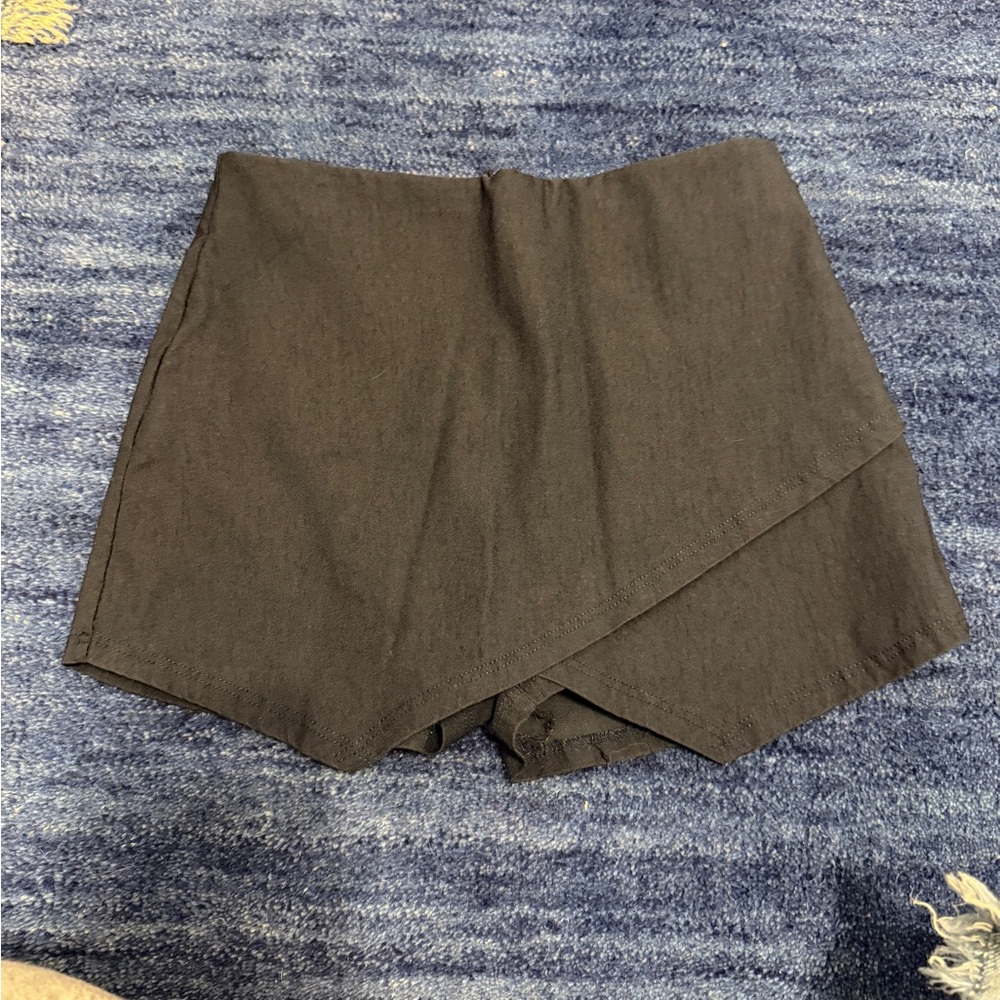 Blue Blush Skorts in Classic Navy